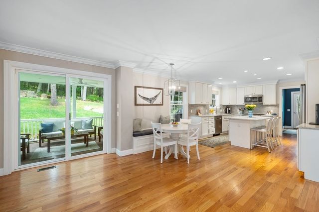 14 Overledge Road, Manchester, MA 01944