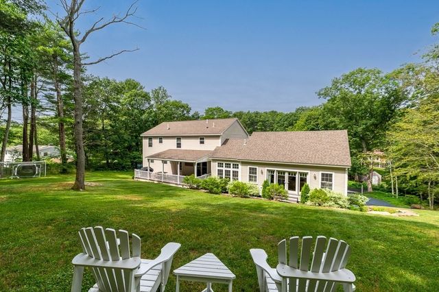 14 Overledge Road, Manchester, MA 01944
