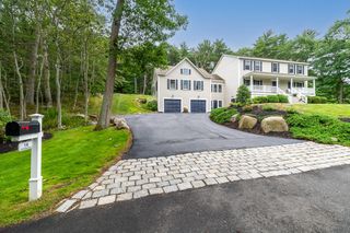 14 Overledge Road, Manchester, MA 01944