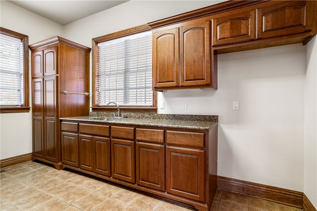 15533 Haynes Road, Rogers, AR 72756