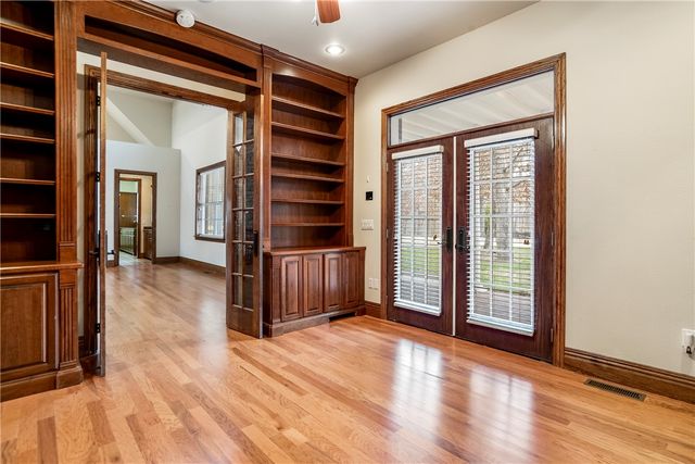 15533 Haynes Road, Rogers, AR 72756