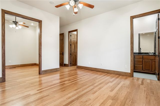 15533 Haynes Road, Rogers, AR 72756