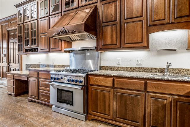 15533 Haynes Road, Rogers, AR 72756