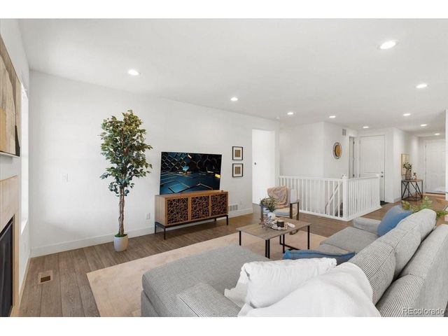 15926 Red Deer Dr, Morrison, CO 80465