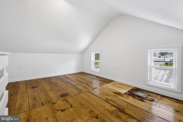 14 N LOCUST ST, Lititz, PA 17543