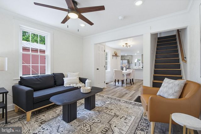 14 N LOCUST ST, Lititz, PA 17543