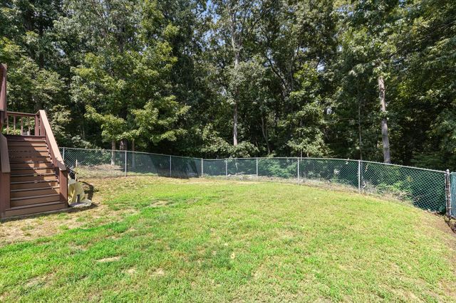 27 Lyman Rd, Framingham, MA 01701