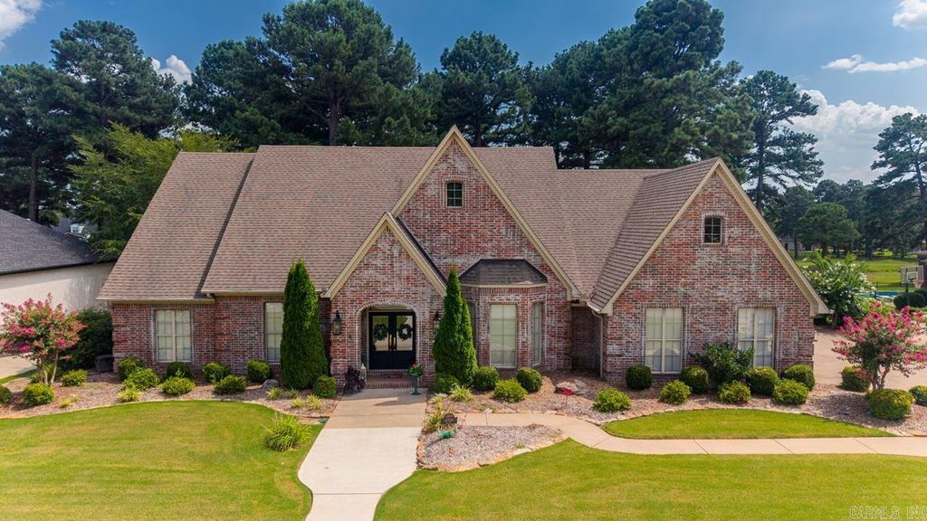 4705 Bay Hill Drive, Conway, AR 72034