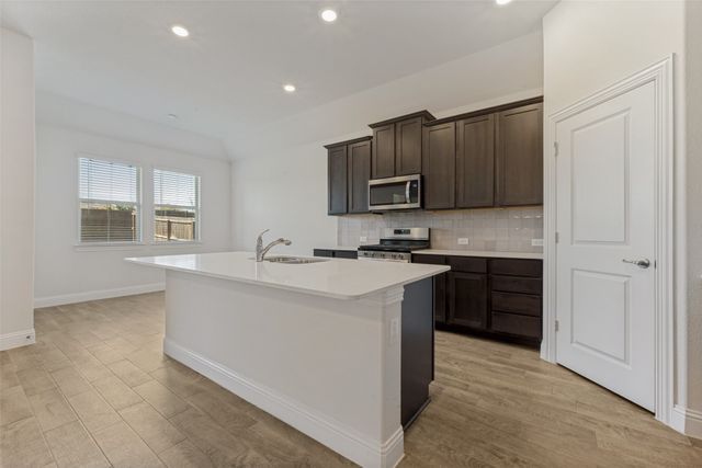 11000 Ranchera Drive, Aubrey, TX 76227