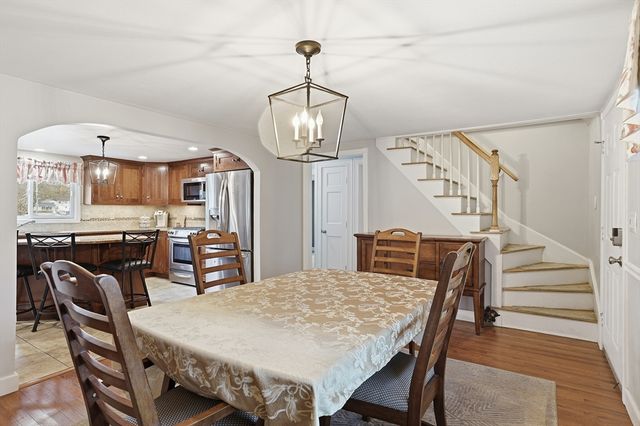 33 Julia Rd, Weymouth, MA 02191