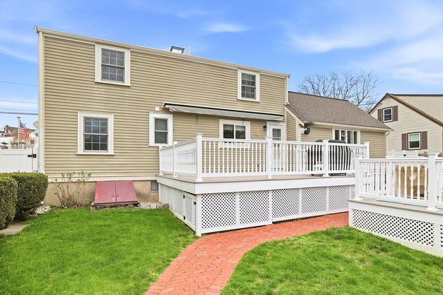33 Julia Rd, Weymouth, MA 02191