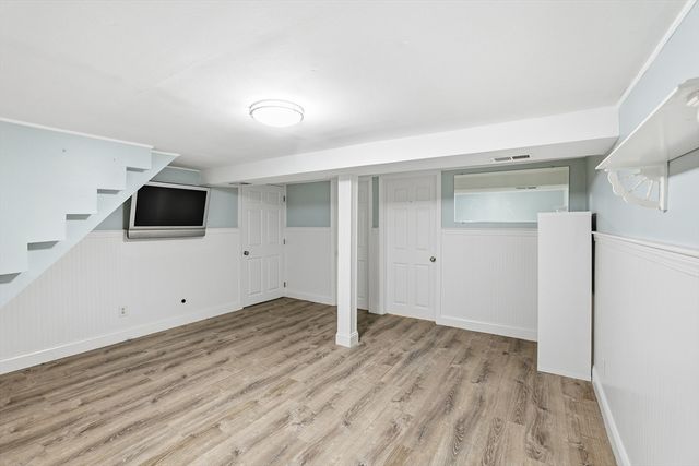 33 Julia Rd, Weymouth, MA 02191