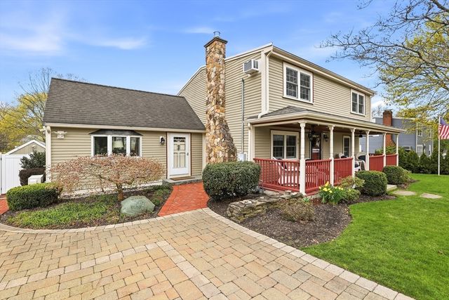 33 Julia Rd, Weymouth, MA 02191