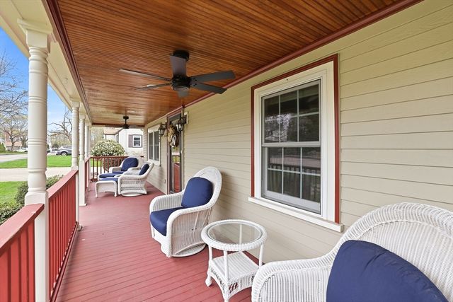 33 Julia Rd, Weymouth, MA 02191