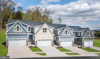 5203 HELTON DR, Sykesville, MD 21784