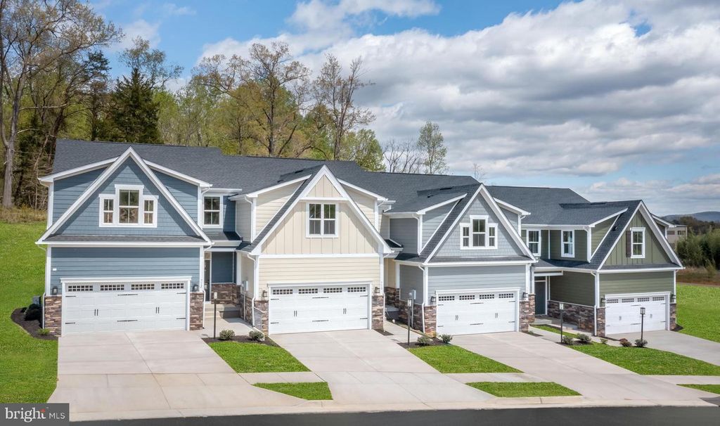 5203 HELTON DR, Sykesville, MD 21784