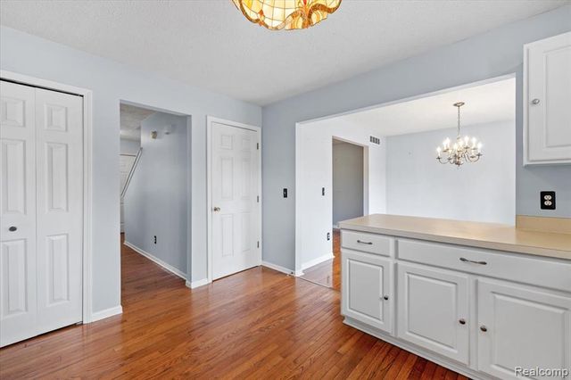 112 Turtle Trace, Pinckney, MI 48169