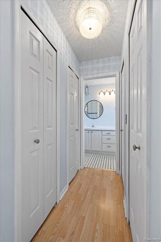 112 Turtle Trace, Pinckney, MI 48169