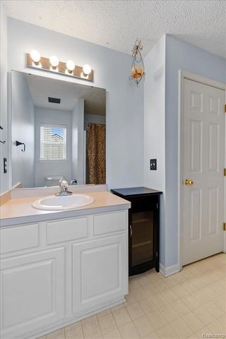 112 Turtle Trace, Pinckney, MI 48169