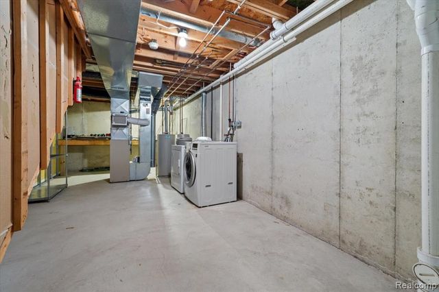 112 Turtle Trace, Pinckney, MI 48169