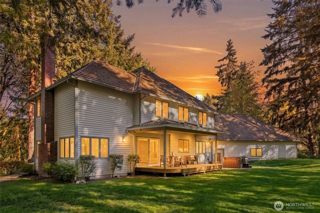 17812 NE 154th Street, Woodinville, WA 98072
