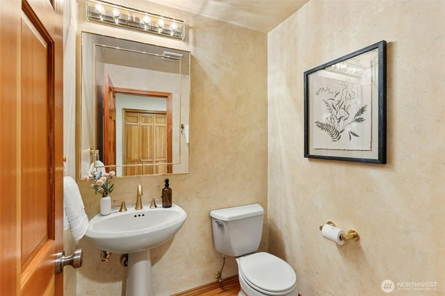 17812 NE 154th Street, Woodinville, WA 98072