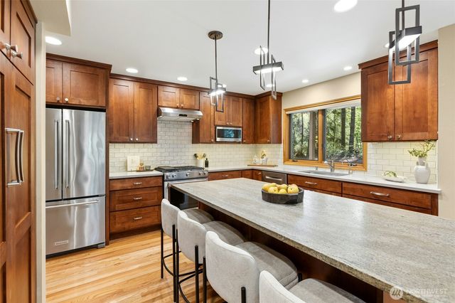 17812 NE 154th Street, Woodinville, WA 98072