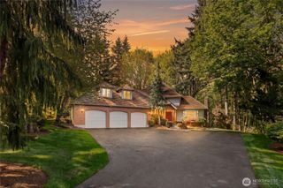 17812 NE 154th Street, Woodinville, WA 98072