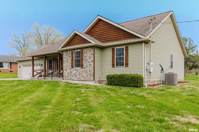 1630 S DIVISION Street, Carterville, IL 62918