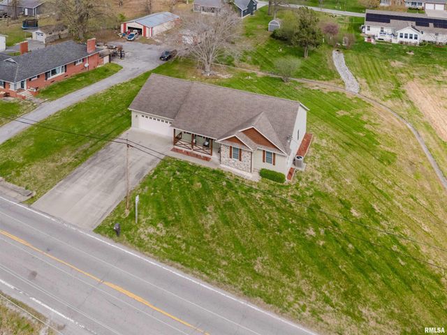 1630 S DIVISION Street, Carterville, IL 62918