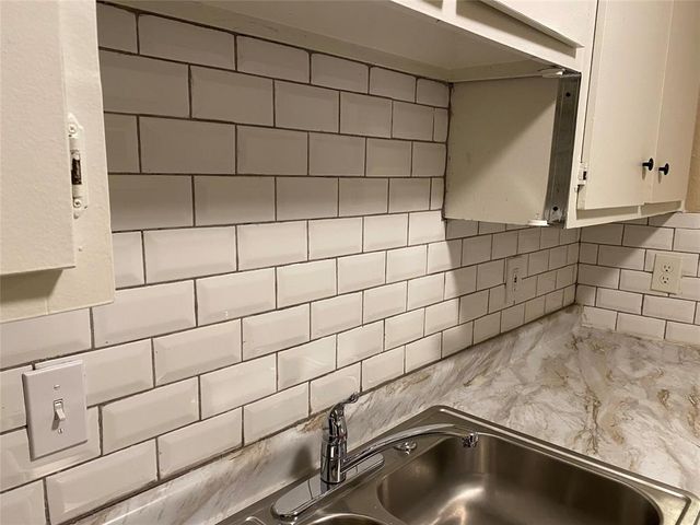 5625 Antoine Drive 601, Houston, TX 77091