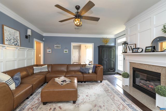 6694 WELBOURNE LN, Crozet, VA 22932