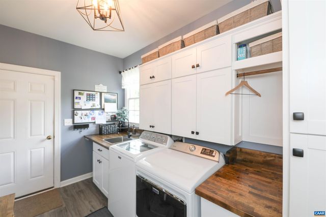 6694 WELBOURNE LN, Crozet, VA 22932