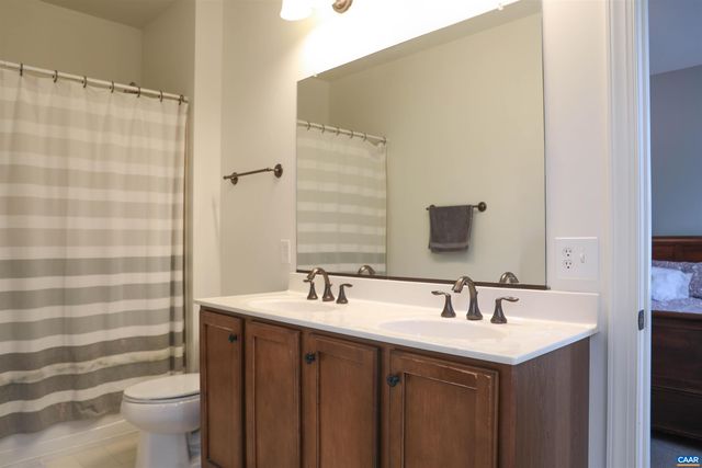 6694 WELBOURNE LN, Crozet, VA 22932