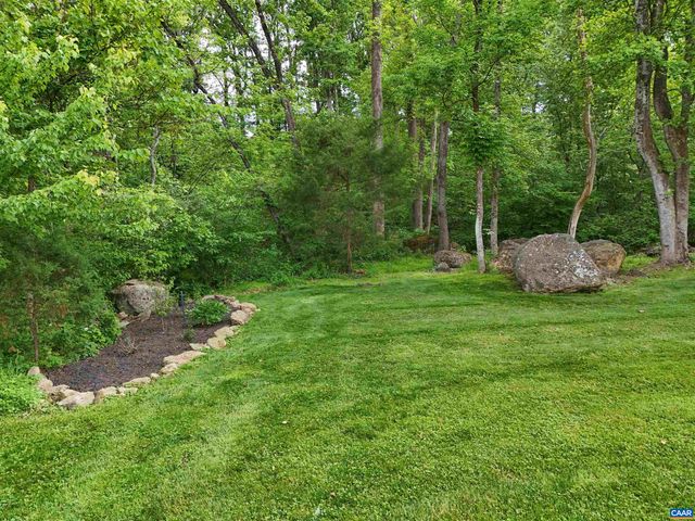 6694 WELBOURNE LN, Crozet, VA 22932