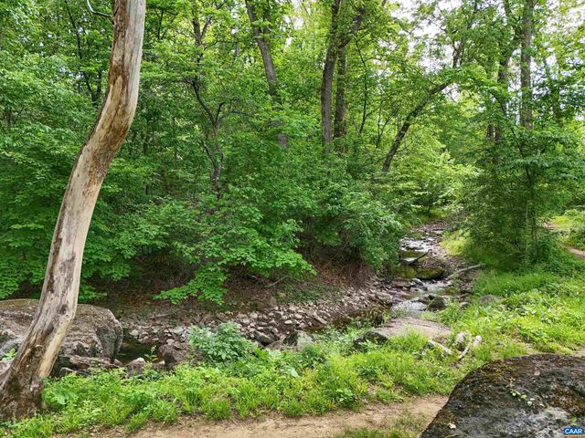 6694 WELBOURNE LN, Crozet, VA 22932