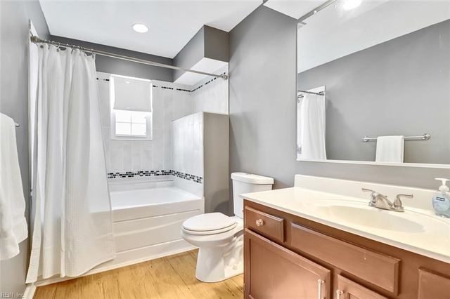 4824 Haymarket DR, Virginia Beach, VA 23462