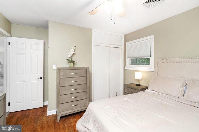 17 SHELLEY LA, Hamilton, NJ 08690