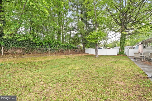 17 SHELLEY LA, Hamilton, NJ 08690