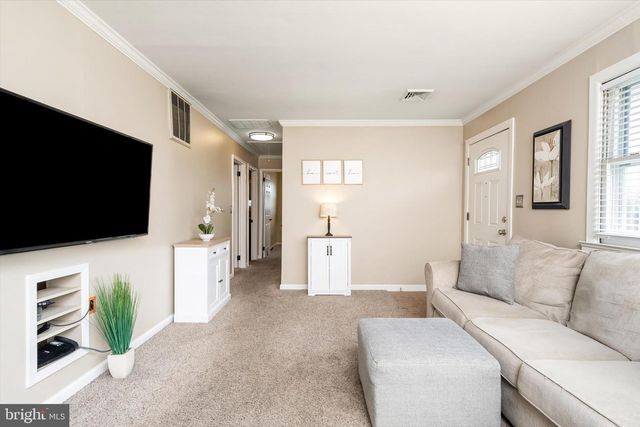 17 SHELLEY LA, Hamilton, NJ 08690