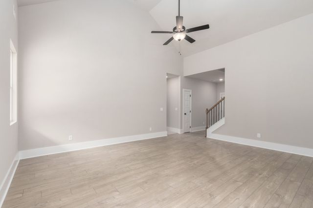 1 Woodland Farms, Dickson, TN 37055