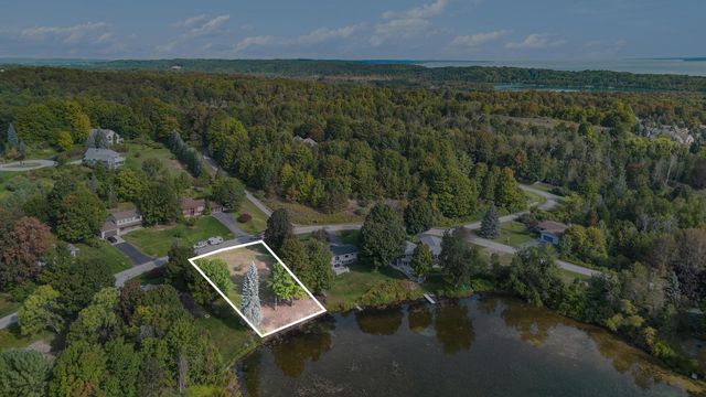 00 E Avondale Lane, Elmwood Twp, MI 49684