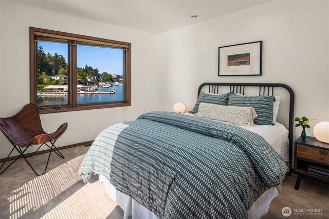 8503 NE Juanita Drive, Kirkland, WA 98034