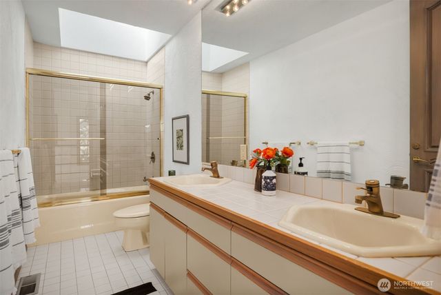 8503 NE Juanita Drive, Kirkland, WA 98034