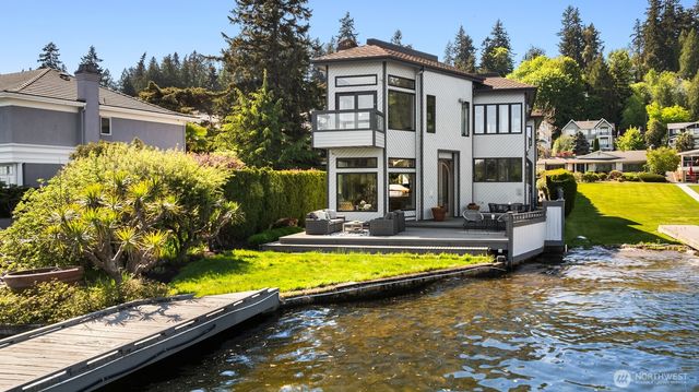8503 NE Juanita Drive, Kirkland, WA 98034