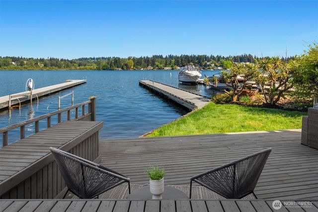 8503 NE Juanita Drive, Kirkland, WA 98034