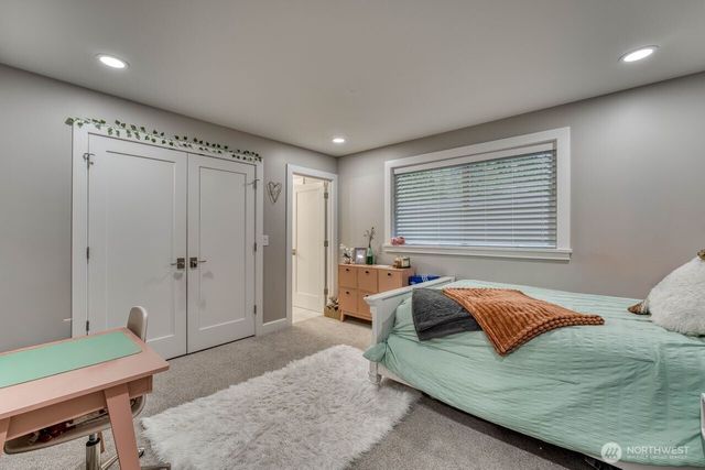 10612 34th Street Ct NW, Gig Harbor, WA 98335