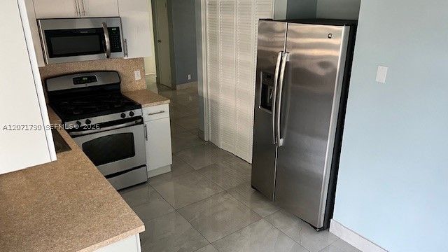 11461 NW 35th St, Sunrise, FL 33323