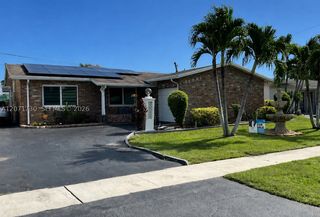 11461 NW 35th St, Sunrise, FL 33323