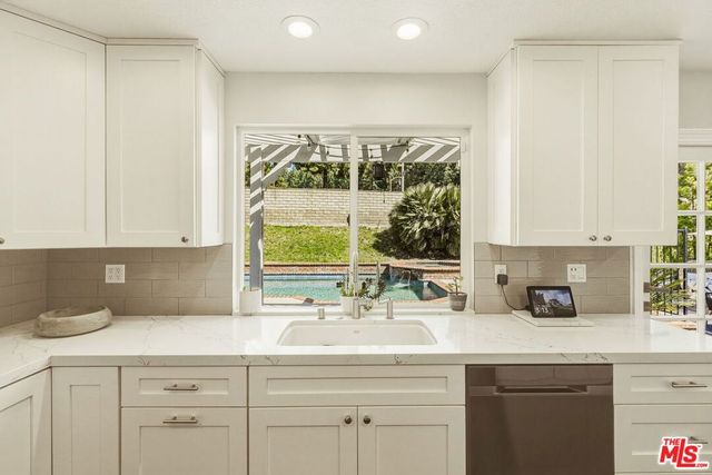 7262 Elmsbury Lane, West Hills, CA 91307